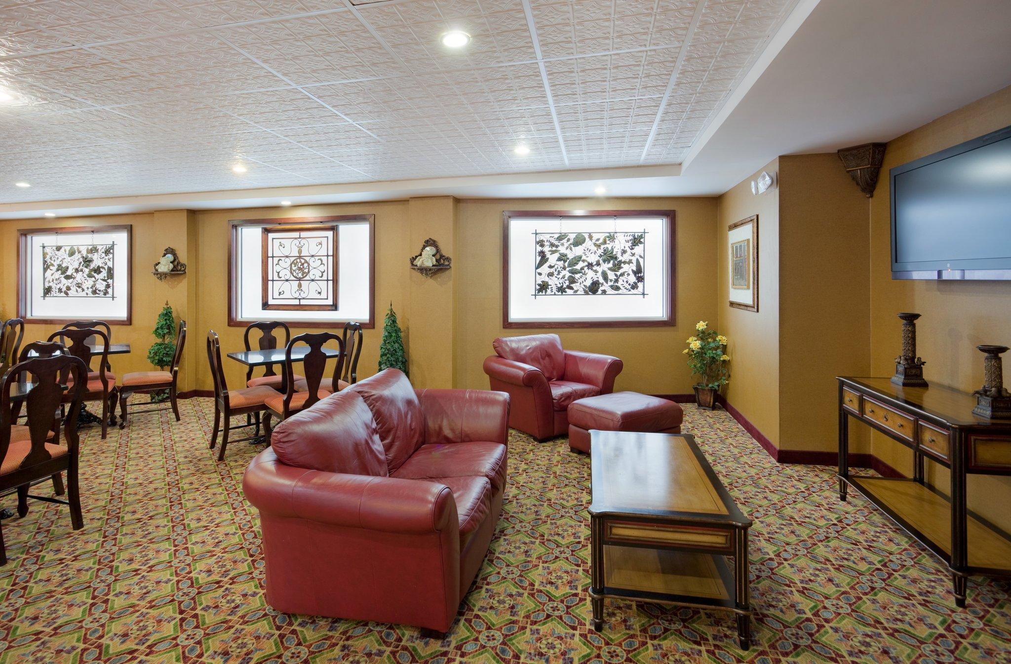 Holiday Inn Express Hotel & Suites Swansea By Ihg Extérieur photo