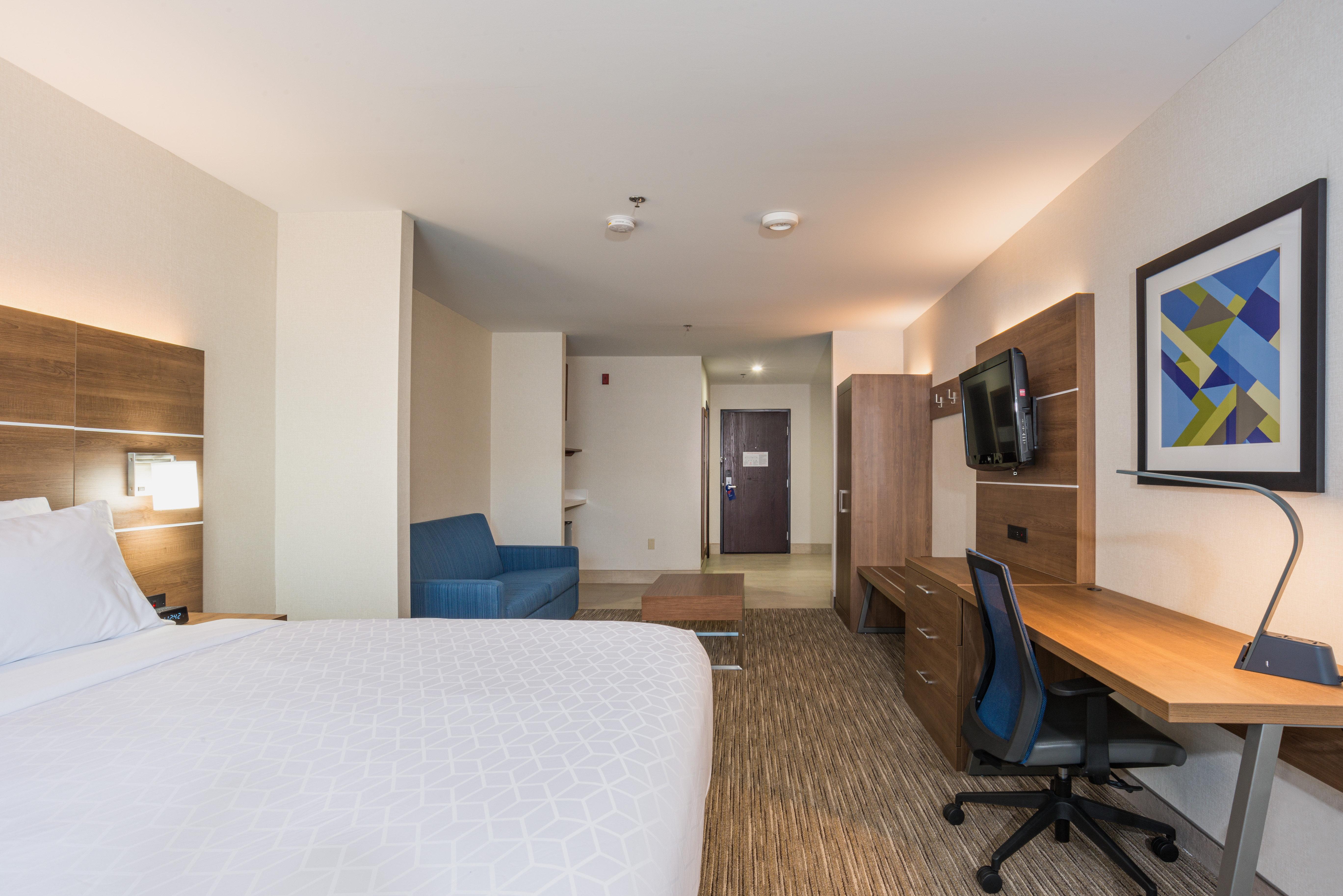 Holiday Inn Express Hotel & Suites Swansea By Ihg Extérieur photo